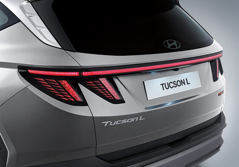 LED車尾貫穿式光條